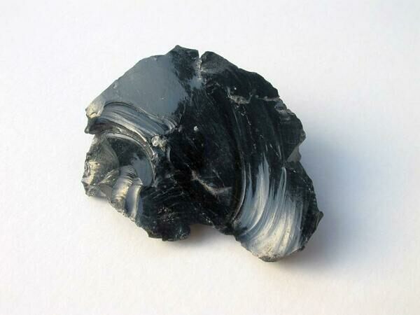 The mineraloid, obsidian.